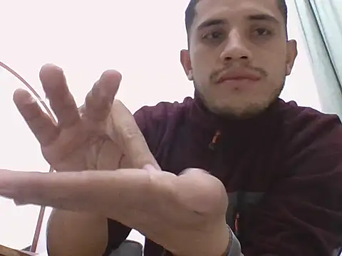 Snapshot of Deportist chatting on 11-07-25, 07:47 Deportist online show from 11-07-25, 07:47