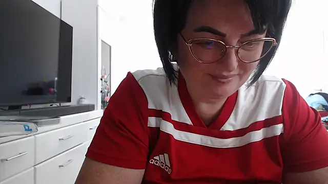 Snapshot of Amandamuller1982 chatting on 09-09-25, 09:09 Amandamuller1982 online show from 09-09-25, 09:09