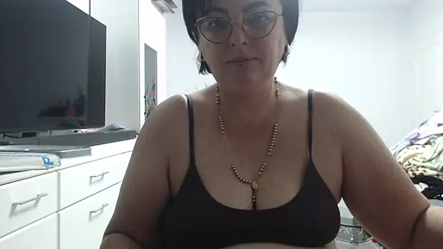 Snapshot of Amandamuller1982 chatting on 10-23-25, 10:41 Amandamuller1982 online show from 10-23-25, 10:41