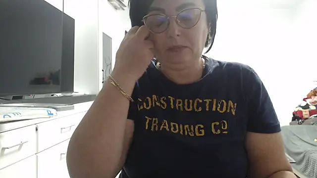 Snapshot of Amandamuller1982 chatting on 11-04-25, 11:15 Amandamuller1982 online show from 11-04-25, 11:15