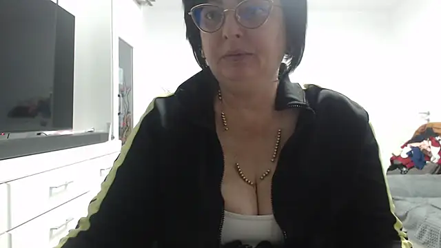 Snapshot of Amandamuller1982 chatting on 11-29-25, 11:41 Amandamuller1982 online show from 11-29-25, 11:41