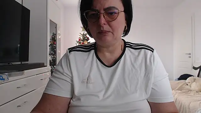 Snapshot of Amandamuller1982 chatting on 12-18-25, 09:04 Amandamuller1982 online show from 12-18-25, 09:04