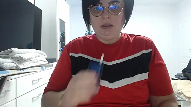 Snapshot of Amandamuller1982 chatting on 01-15-26, 11:52 Amandamuller1982 online show from 01-15-26, 11:52