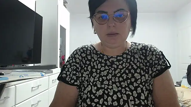 Snapshot of Amandamuller1982 chatting on 01-17-26, 09:18 Amandamuller1982 online show from 01-17-26, 09:18