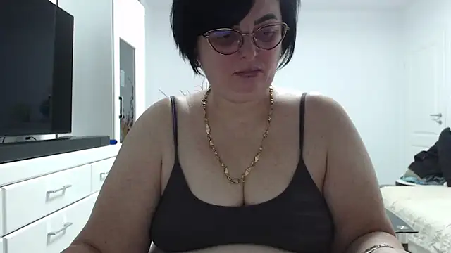 Snapshot of Amandamuller1982 chatting on 02-07-26, 04:22 Amandamuller1982 online show from 02-07-26, 04:22