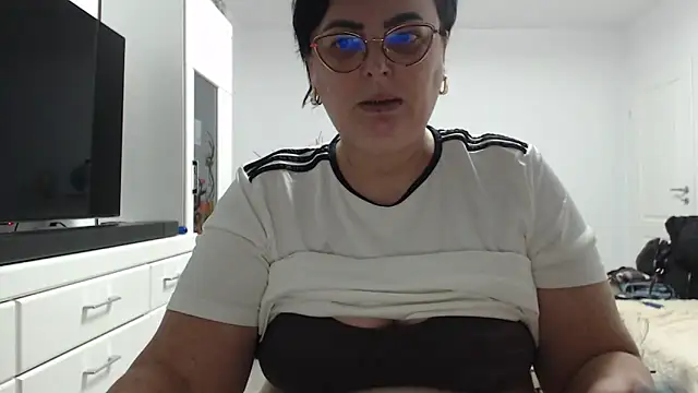 Snapshot of Amandamuller1982 chatting on 02-09-26, 07:40 Amandamuller1982 online show from 02-09-26, 07:40