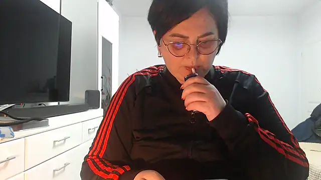 Amandamuller1982 online show from 03-22-26, 11:41