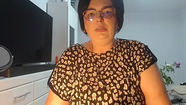 Amandamuller1982 online show from 05-30-26, 07:55