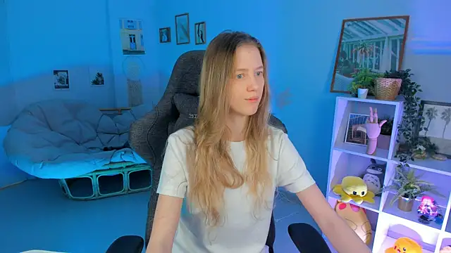 Sharon Evansi online show from 03-09-25, 06:21