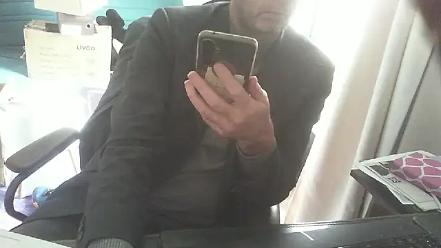 Snapshot of shyfrenchcock1 chatting on 02-13-26, 10:22 shyfrenchcock1 online show from 02-13-26, 10:22