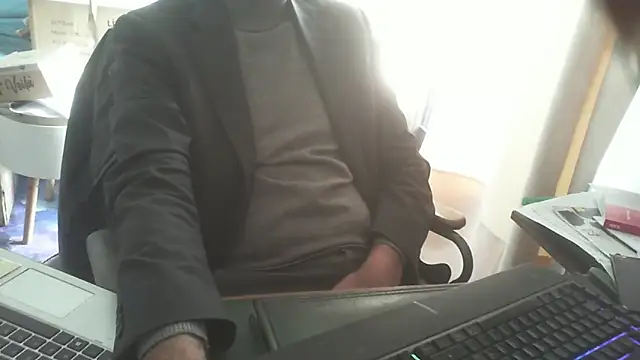 Snapshot of shyfrenchcock1 chatting on 03-03-26, 01:50 shyfrenchcock1 online show from 03-03-26, 01:50