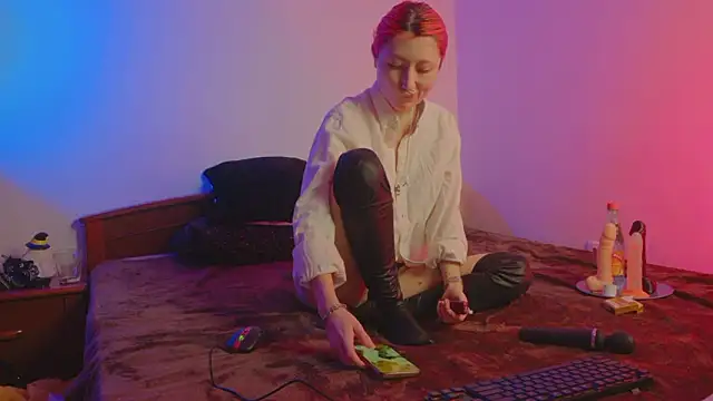 Bloom-fairy online show from 02-02-26, 02:16