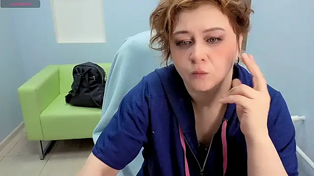 Dolorys online show from 02-22-26, 04:57