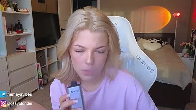 Maya Rave online show from 04-13-26, 04:18