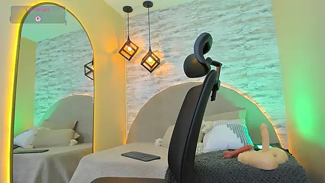 Aron Bolt online show from 03-17-26, 05:38