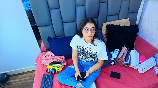 Amy wats0n online show from 03-13-26, 07:09