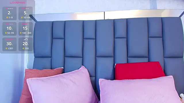 Amy wats0n online show from 04-12-26, 07:08