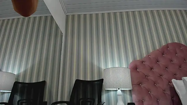 HazelMoret online show from 02-27-25, 03:15