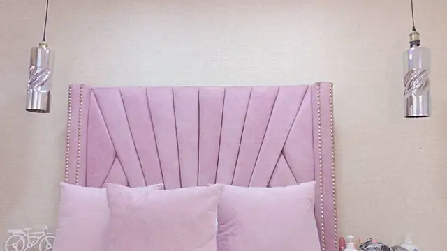 HazelMoret online show from 09-23-25, 11:46