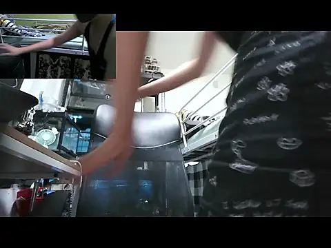 Snapshot of Owl1216 chatting on 09-14-25, 11:09 Owl1216 online show from 09-14-25, 11:09