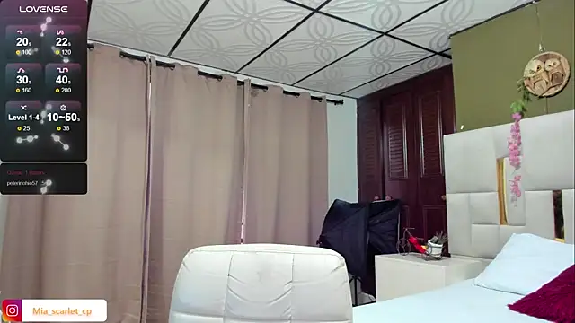 Mia scarlet69 online show from 03-25-26, 12:22