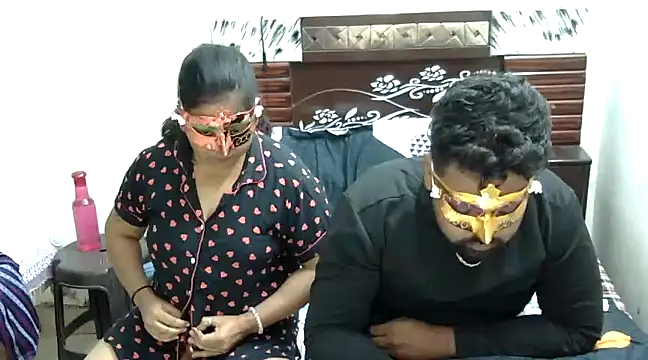 Snapshot of mona99966 chatting on 12-20-24, 01:00 mona99966 online show from 12-20-24, 01:00