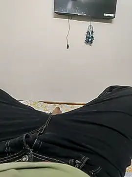 Snapshot of mona99966 chatting on 10-21-25, 08:04 mona99966 online show from 10-21-25, 08:04