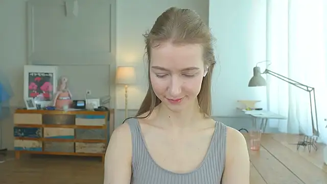 Snapshot of solar_bella chatting on 01-29-25, 09:55 solar bella online show from 01-29-25, 09:55