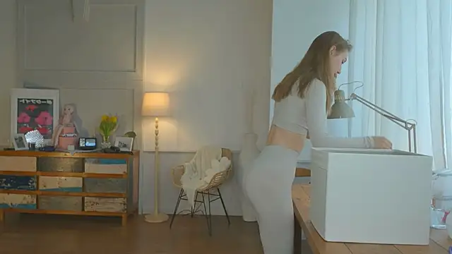 Snapshot of solar_bella chatting on 02-02-25, 02:24 solar bella online show from 02-02-25, 02:24