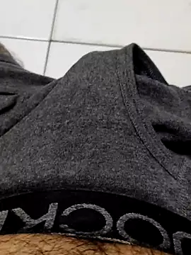 themostnaughtiestguyy online show from 09-28-25, 08:42