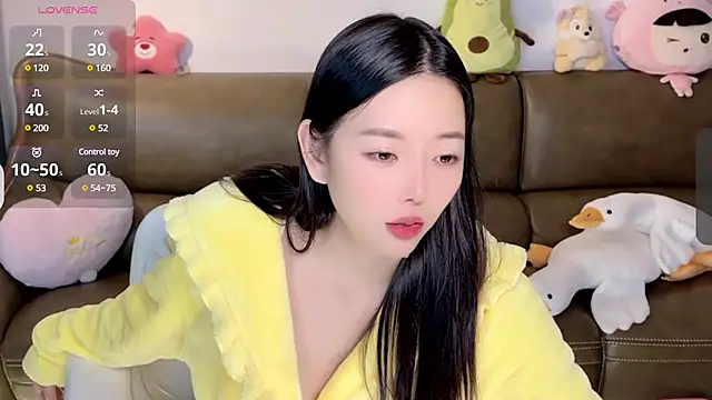 Yilin1999 online show from 02-07-25, 05:40