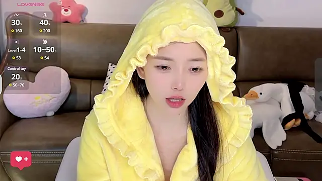 Yilin1999 online show from 03-09-25, 07:23