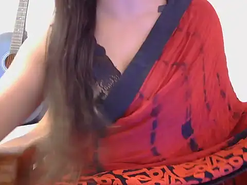 Snapshot of diva-22 chatting on 01-29-25, 12:13 diva-22 online show from 01-29-25, 12:13