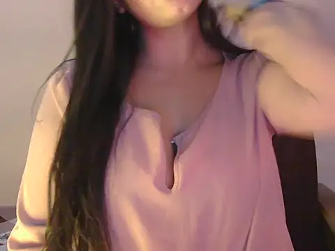 Snapshot of diva-22 chatting on 09-19-25, 03:13 diva-22 online show from 09-19-25, 03:13