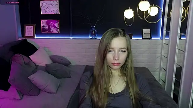 OliviaGentle online show from 12-06-24, 04:36