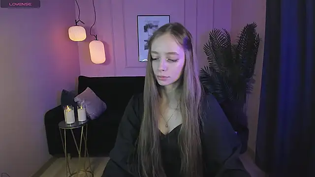 OliviaGentle online show from 12-23-24, 12:46