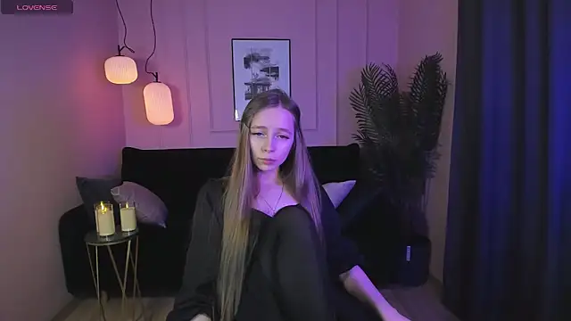 OliviaGentle online show from 12-23-24, 04:12