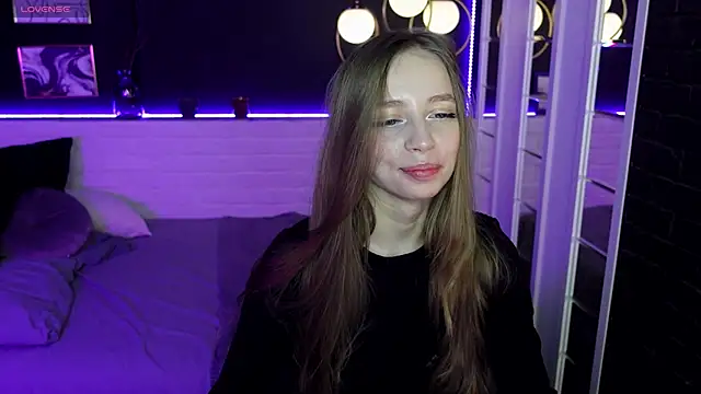 OliviaGentle online show from 12-31-24, 04:38