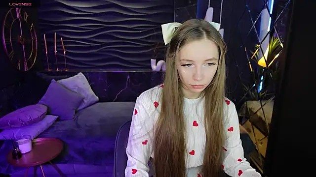 OliviaGentle online show from 01-19-25, 01:00