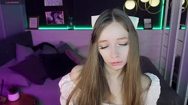 OliviaGentle online show from 01-20-25, 06:53