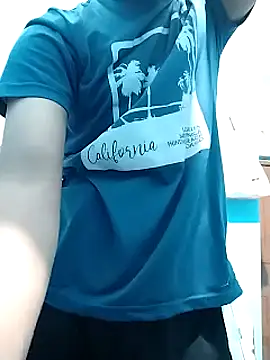 black cobra70 online show from 12-16-24, 03:32