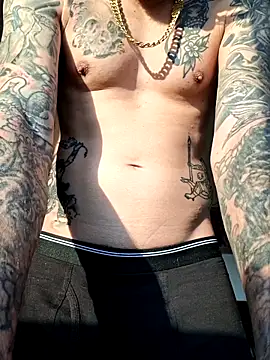 Snapshot of mileflav0r chatting on 03-25-26, 06:52 mileflav0r online show from 03-25-26, 06:52