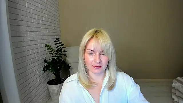 Snapshot of Alicee_Gracee chatting on 02-25-26, 07:34 Alicee Gracee online show from 02-25-26, 07:34