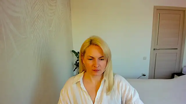 Alicee Gracee online show from 03-25-26, 12:33