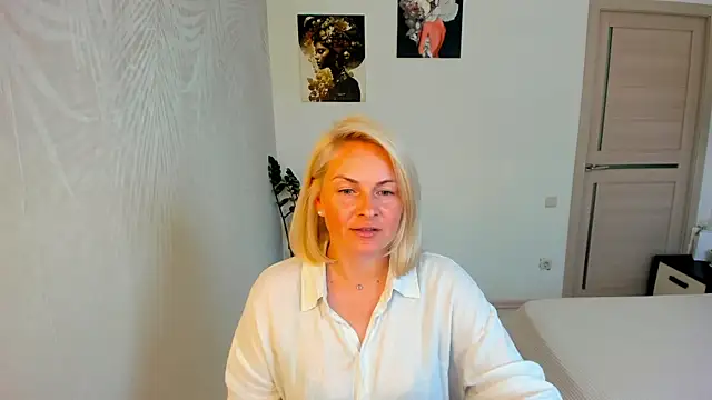 Snapshot of Alicee_Gracee chatting on 07-09-26, 09:24 Alicee Gracee online show from 07-09-26, 09:24