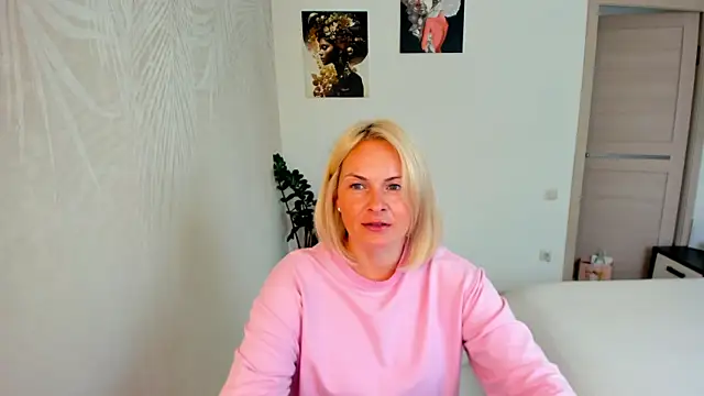 Snapshot of Alicee_Gracee chatting on 07-19-26, 08:51 Alicee Gracee online show from 07-19-26, 08:51
