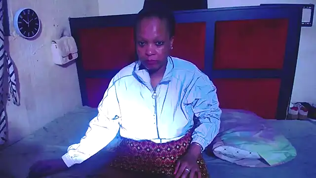 Snapshot of MaximTease24 chatting on 05-05-26, 04:59 MaximTease24 online show from 05-05-26, 04:59