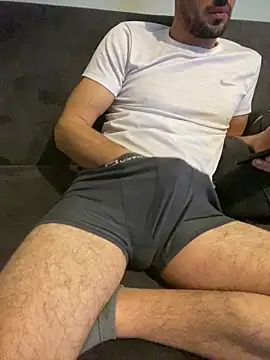 Snapshot of mertt3457 chatting on 02-08-25, 06:44 mertt3457 online show from 02-08-25, 06:44