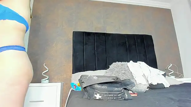 NaxaAndLexi  online show from 02-11-25, 01:30