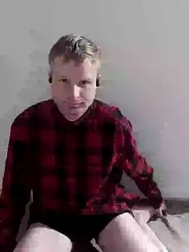 Snapshot of davidsocke chatting on 12-21-24, 09:23 davidsocke online show from 12-21-24, 09:23